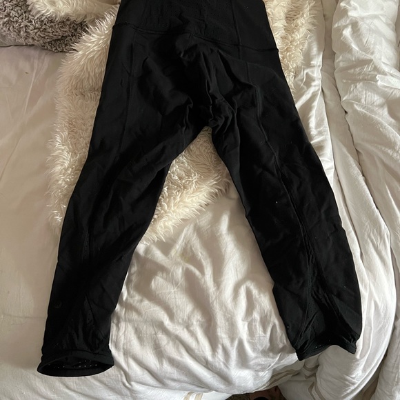 Lululemon crops size 6 black - Picture 4 of 6